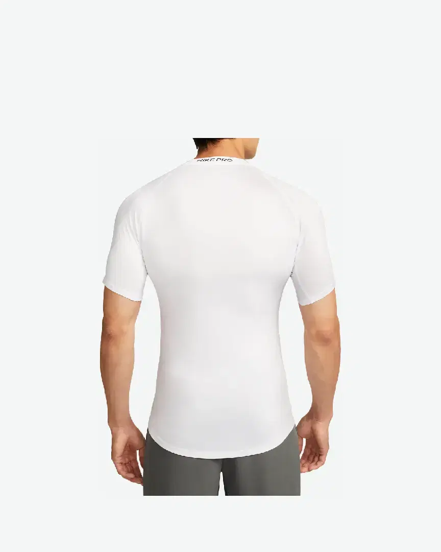 Tee-Shirt Nike M Np Df Tight Top Ss M - FB7932-100 (1) au meilleur prix !