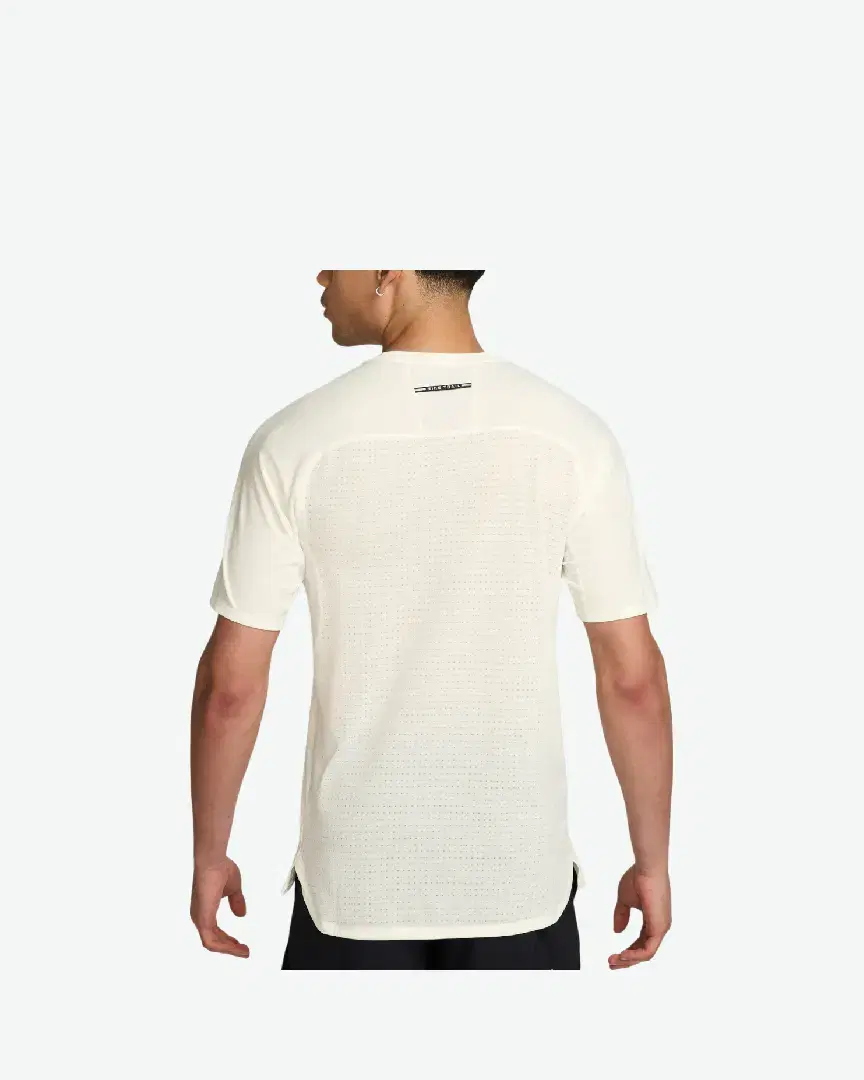 Tee-Shirt Nike Solar Chase M - HJ3580-133 (1) au meilleur prix !