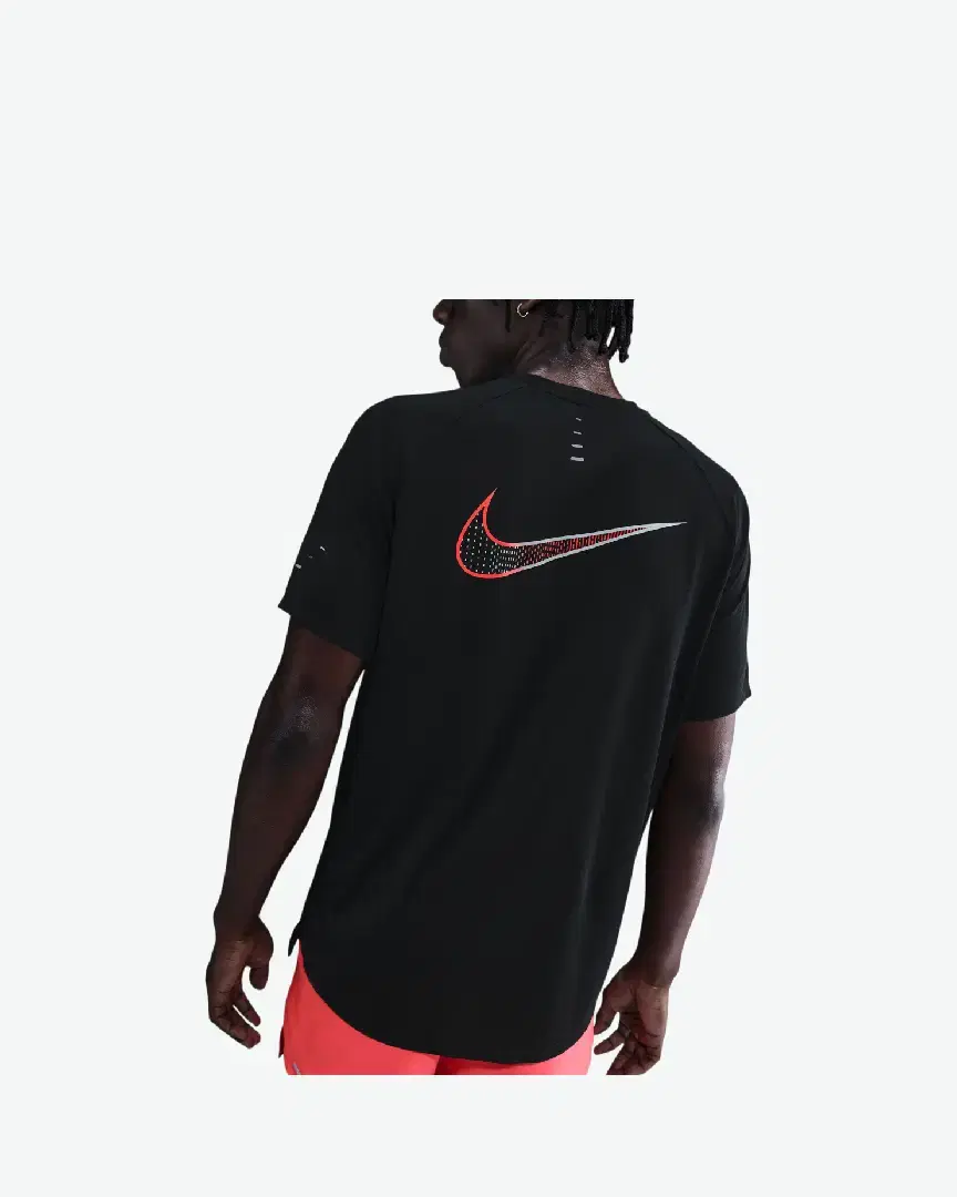 Tee-Shirt À Manches Courtes Et Motifs Réfléchissants Dri-Fit Adv Nike Stride M - HV2128-010 (2) au meilleur prix !