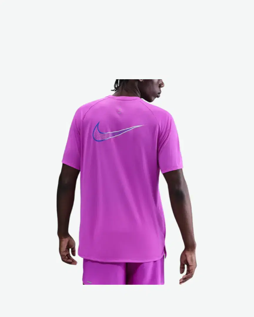 Tee-Shirt Nike Stride M - HV2128-551 (1) au meilleur prix !