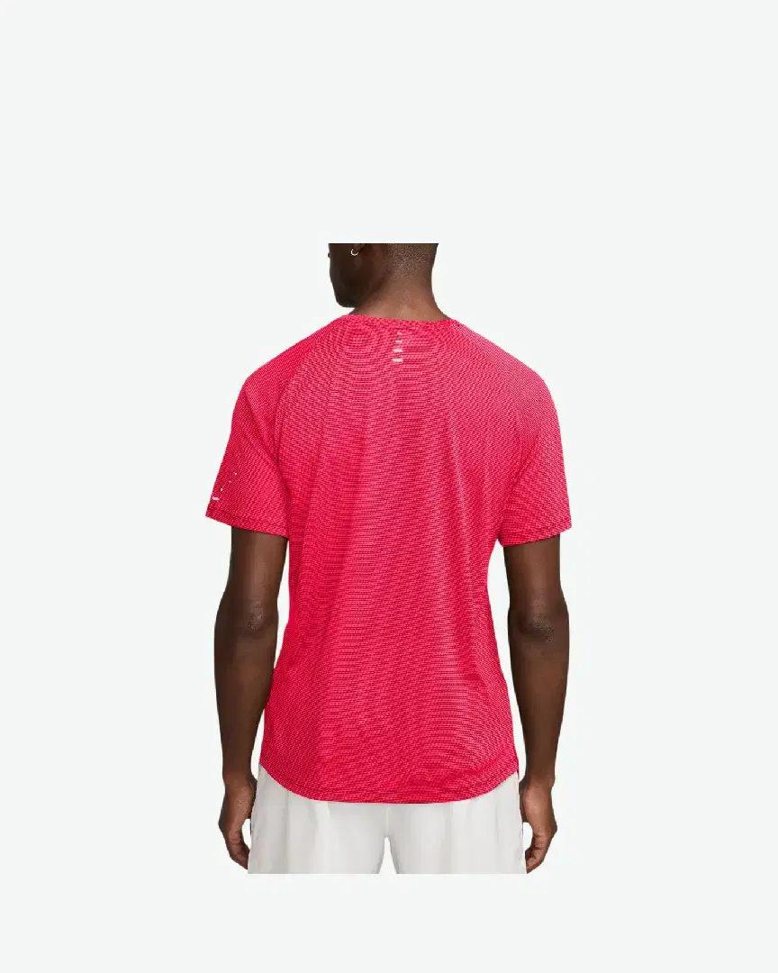 Tee-Shirt Nike Stride M - HV2207-635 (1) au meilleur prix !