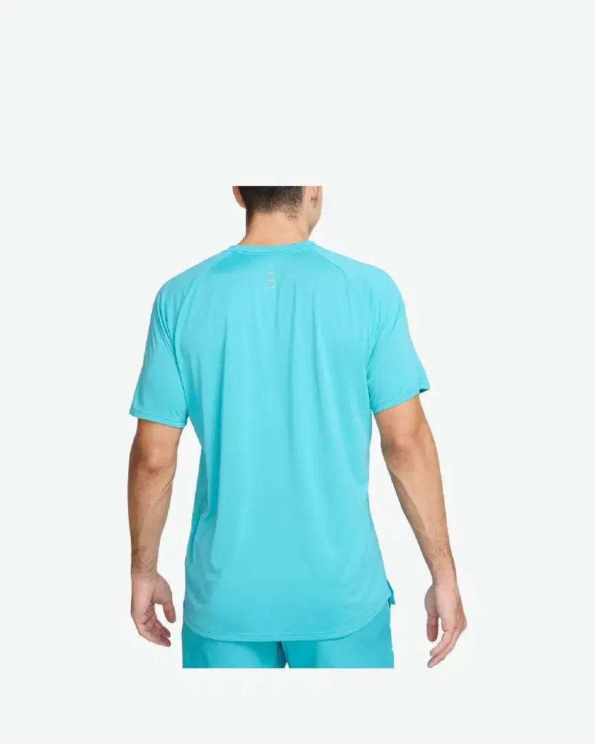 Tee-Shirt À Manches Courtes Et Motifs Réfléchissants Dri-Fit Adv Nike Stride M - HV5203-345 (1) au meilleur prix !