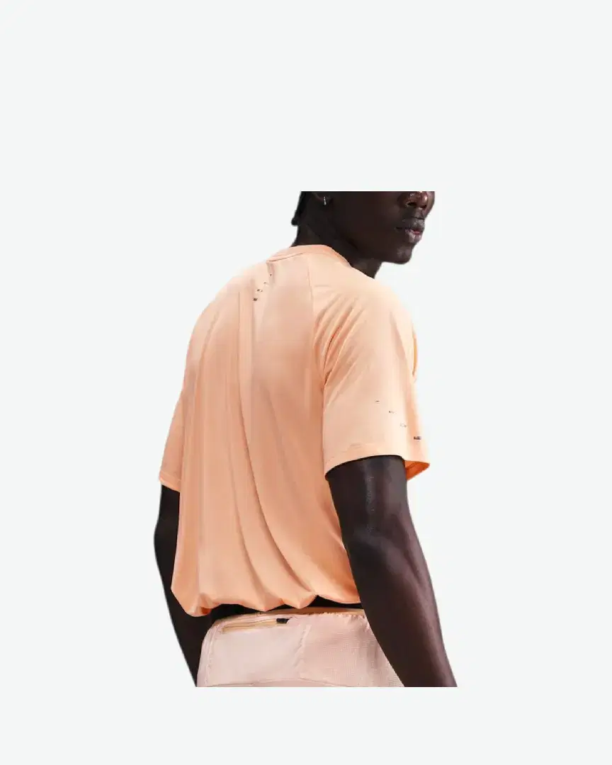 Tee-Shirt À Manches Courtes Et Motifs Réfléchissants Dri-Fit Adv Nike Stride M - HV5203-734 (1) au meilleur prix !