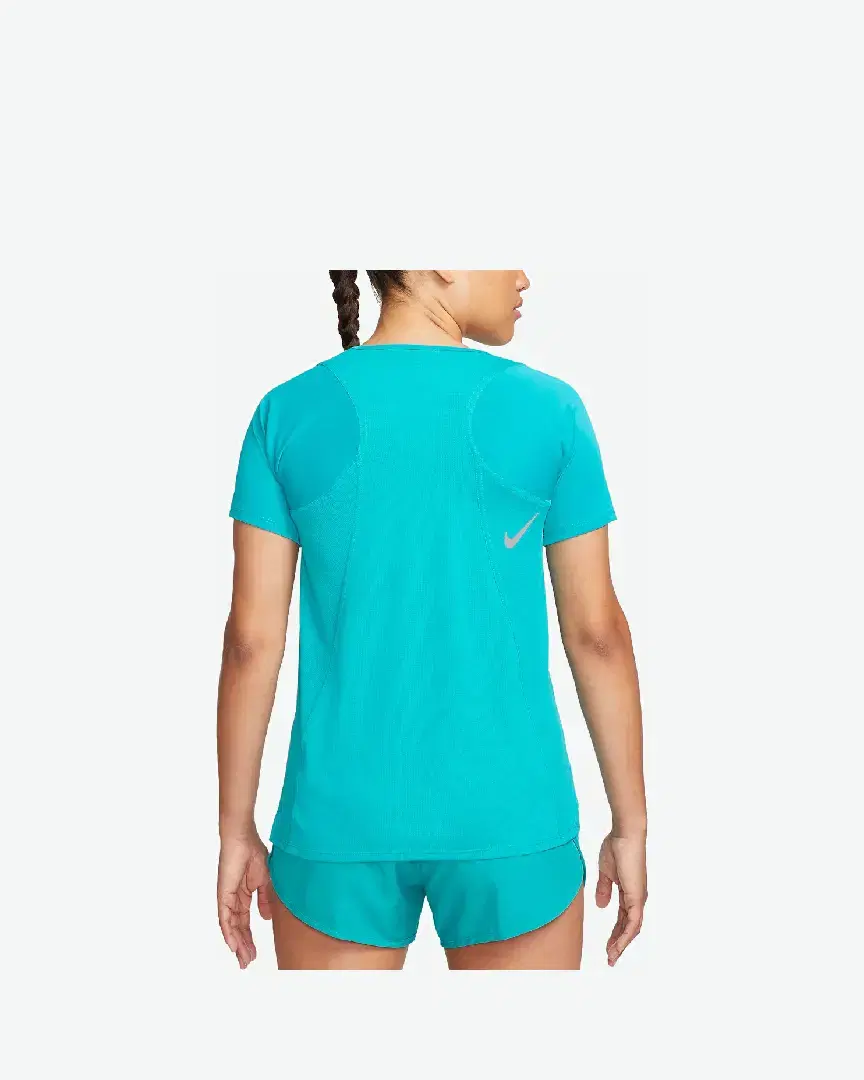 Tee-Shirt Nike W Nk Fast Df Ss Top W - DD5927-443 (1) au meilleur prix !