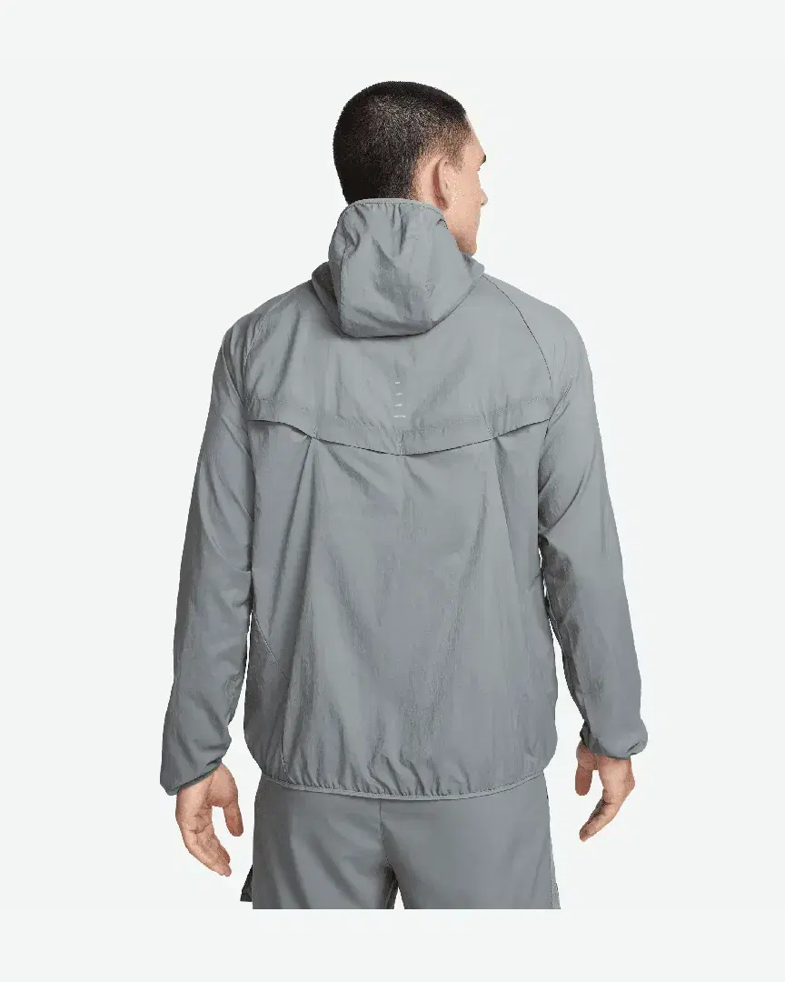 Veste Déperlante Anti-Uv Nike Stride M - HV4548-084 (1) au meilleur prix !