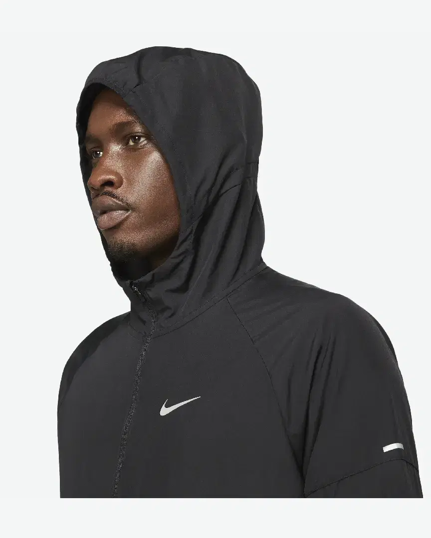 Veste Déperlante Nike Miler M - DD4746-010 (3) au meilleur prix !
