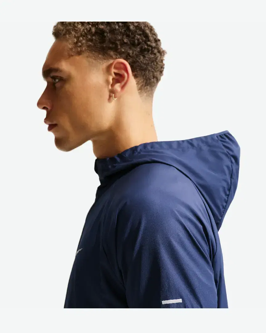 Veste Déperlante Nike Miler M - DD4746-410 (1) au meilleur prix !