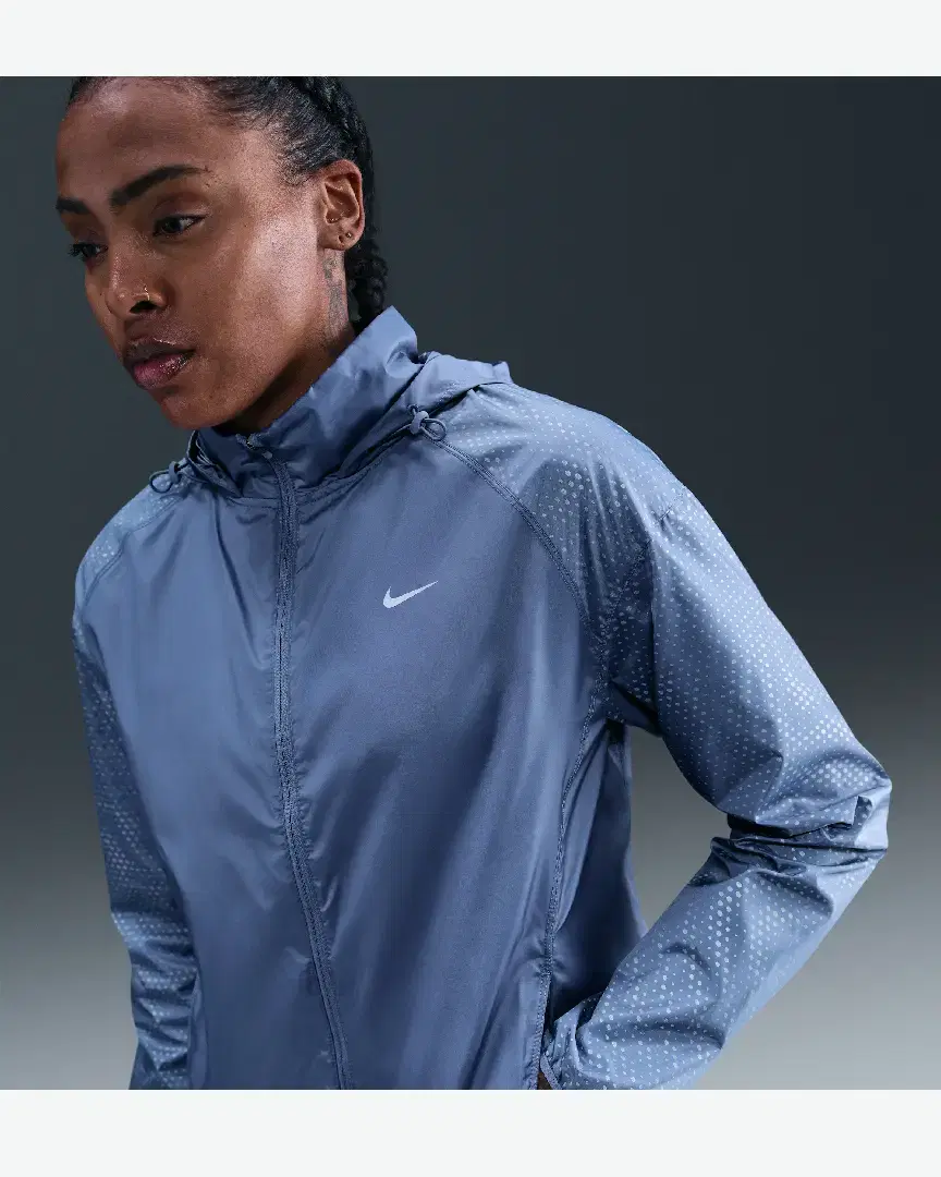 Veste Déperlante Nike Tempo Flash W - HV2985-499 (0) au meilleur prix !