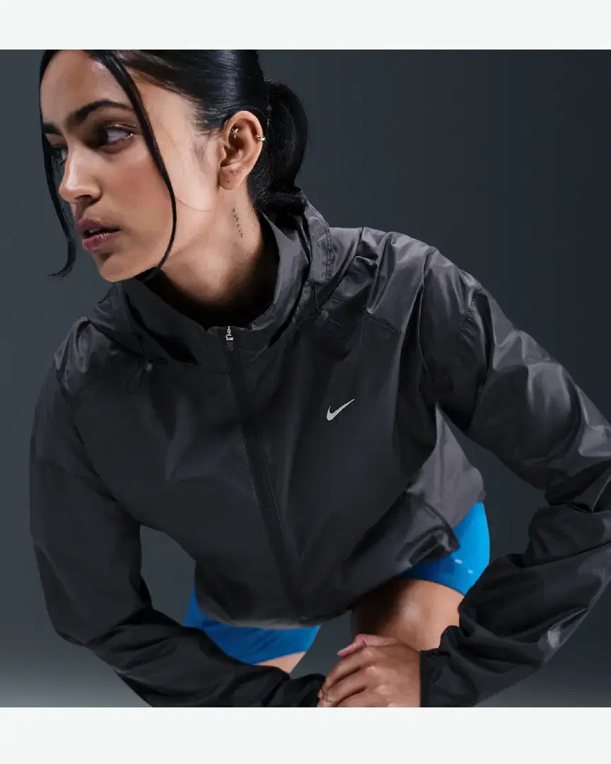 Veste Déperlante Nike Tempo W - HV5769-010 (2) au meilleur prix !