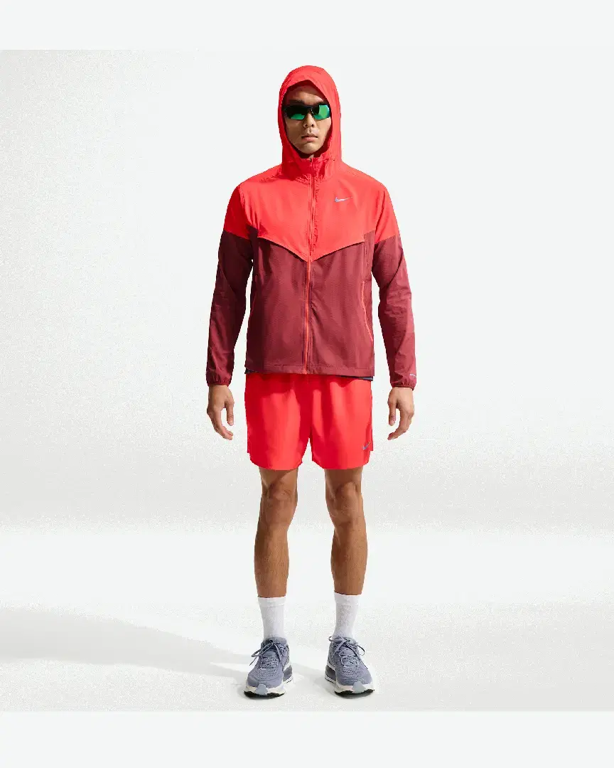 Veste À Capuche Nike Impossibly Light Windrunner M - HV6521-698 (3) au meilleur prix !