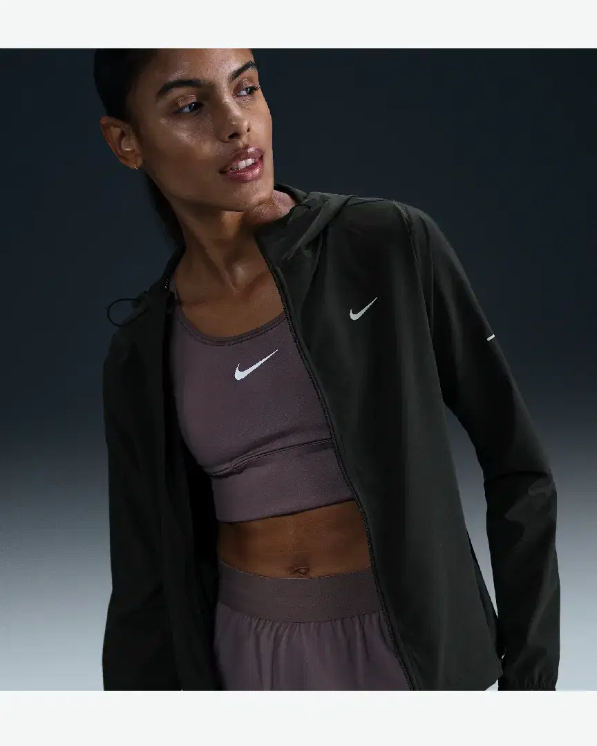 Veste Repliable Et Déperlante Nike Swift W - HQ0650-010 (0) au meilleur prix !