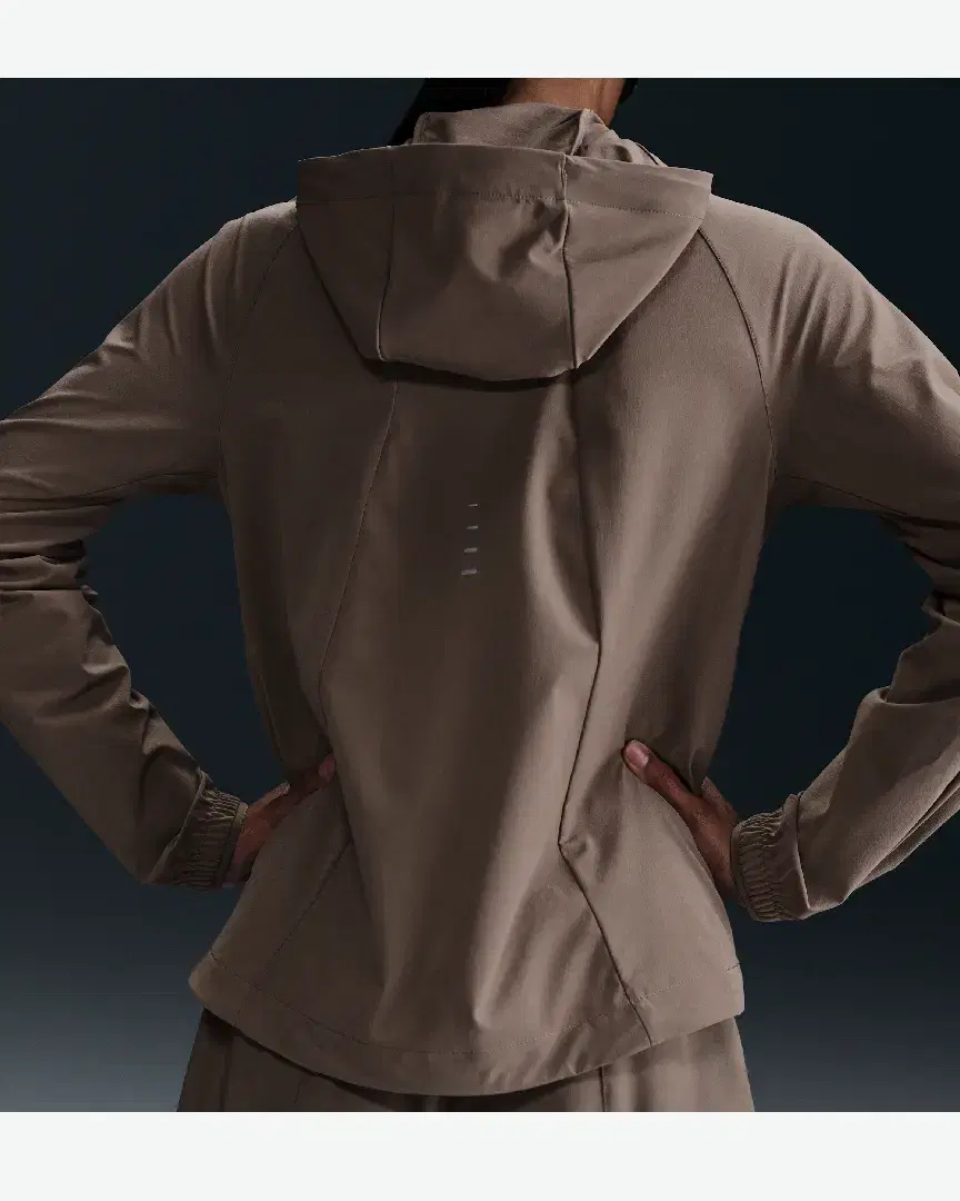 Veste Repliable Et Déperlante Nike Swift W - HQ0650-214 (1) au meilleur prix !