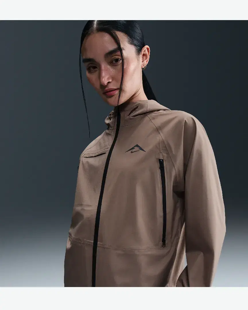 Veste Storm-Fit Adv Nike Trail W - FV6406-233 (0) au meilleur prix !