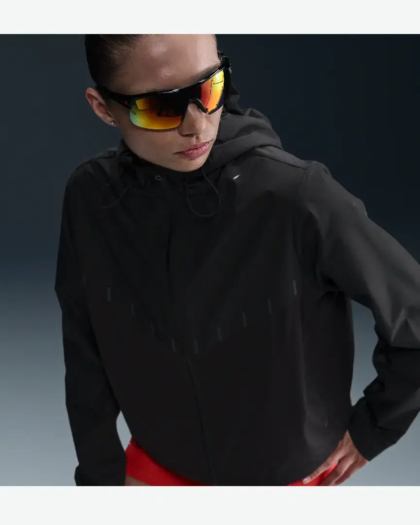 Veste Storm-Fit Nike Aeroswift Aerogami W - FZ3396-010 (0) au meilleur prix !